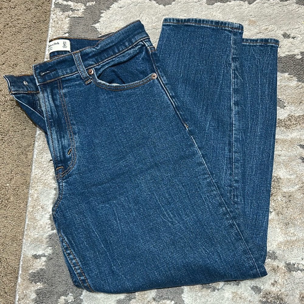 Abercrombie The Mom High Rise